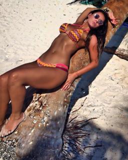 Vanessa Arias feet photo 15