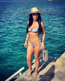 Vanessa Arias feet photo 6