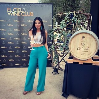 Vanessa Arias feet photo 8