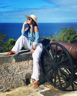Vanessa Arias feet photo 12