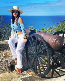 Vanessa Arias feet photo 11