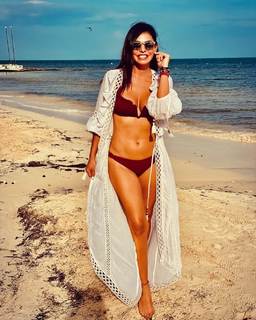 Vanessa Arias feet photo 14