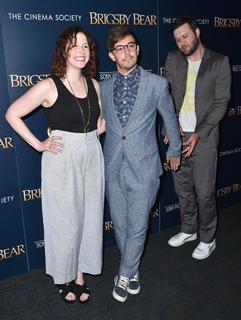 Vanessa Bayer feet photo thumbnail