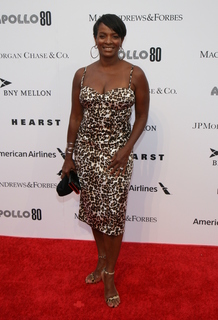 Vanessa Bell Calloway feet photo 13