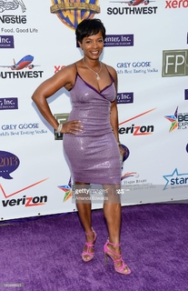Vanessa Bell Calloway feet photo 3