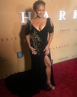 Vanessa Bell Calloway feet photo 14