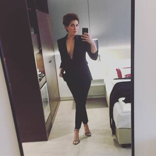 Vanessa Blumhagen feet photo thumbnail