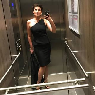 Vanessa Blumhagen feet photo thumbnail