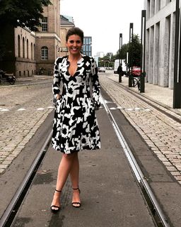 Vanessa Blumhagen feet photo thumbnail