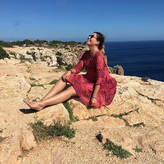 Vanessa Blumhagen feet photo thumbnail