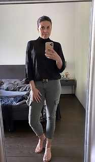 Vanessa Blumhagen feet photo thumbnail