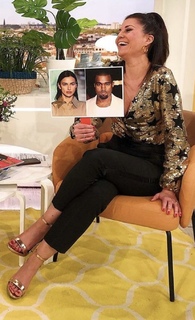 Vanessa Blumhagen feet photo thumbnail