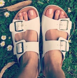 Vanessa Borghi feet photo 9