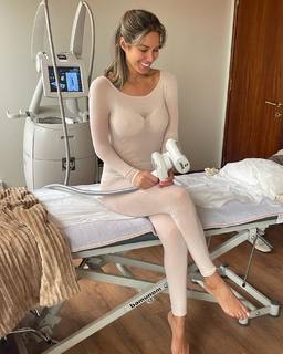 Vanessa Borghi feet photo 17