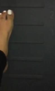 Vanessa Bryant feet photo thumbnail