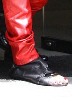 Vanessa Bryant feet photo thumbnail