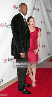 Vanessa Bryant feet photo thumbnail