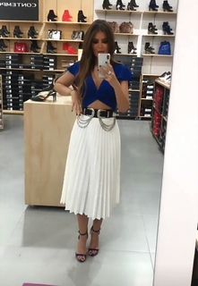 Vanessa Claudio feet photo thumbnail