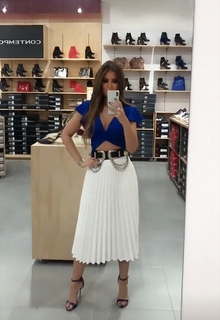 Vanessa Claudio feet photo thumbnail