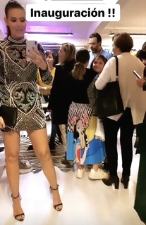 Vanessa Claudio feet photo thumbnail
