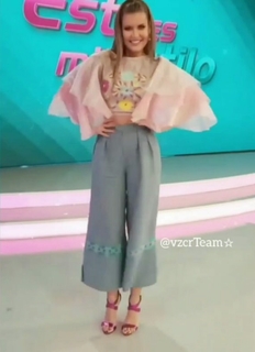 Vanessa Claudio feet photo thumbnail