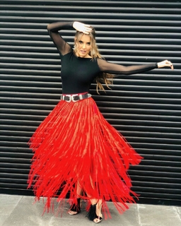 Vanessa Claudio feet photo thumbnail
