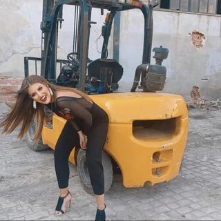 Vanessa Claudio feet photo thumbnail