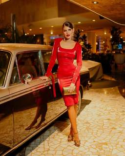 Vanessa Claudio feet photo thumbnail