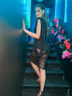 Vanessa Claudio feet photo thumbnail