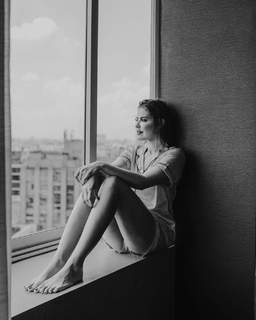 Vanessa Claudio feet photo thumbnail