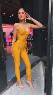 Vanessa Claudio feet photo 5