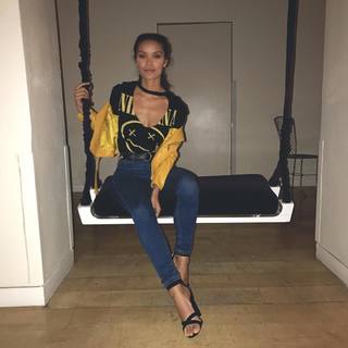 Vanessa Curry feet photo 12