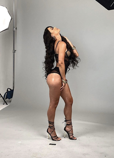 Vanessa Curry feet photo 10
