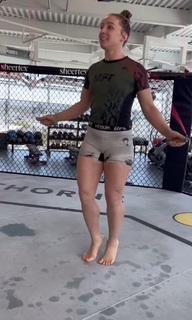 Vanessa Demopoulos feet photo 8