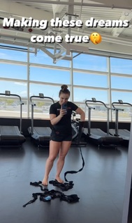 Vanessa Demopoulos feet photo 18