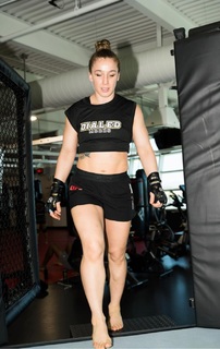 Vanessa Demopoulos feet photo 10