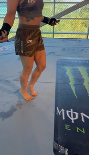 Vanessa Demopoulos feet photo 2