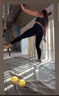 Vanessa Demopoulos feet photo 1