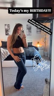 Vanessa Demopoulos feet photo 11