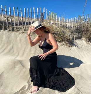 Vanessa Demouy feet photo 6