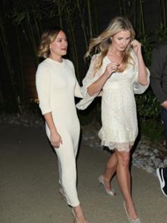 Vanessa Evigan feet photo 3