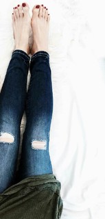 Vanessa Evigan feet photo 17