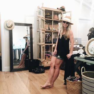 Vanessa Evigan feet photo 6