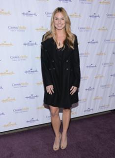 Vanessa Evigan feet photo 18