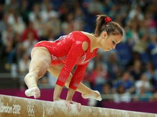 Vanessa Ferrari feet photo thumbnail