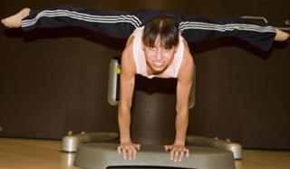 Vanessa Ferrari feet photo thumbnail