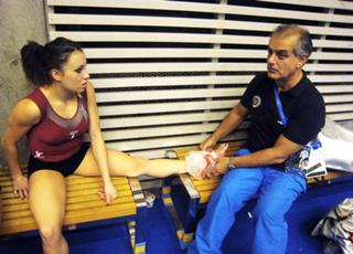 Vanessa Ferrari feet photo thumbnail