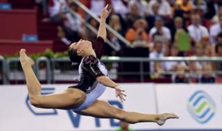 Vanessa Ferrari feet photo thumbnail