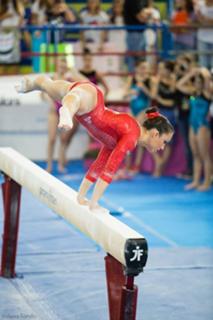 Vanessa Ferrari feet photo thumbnail