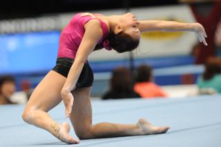 Vanessa Ferrari feet photo thumbnail